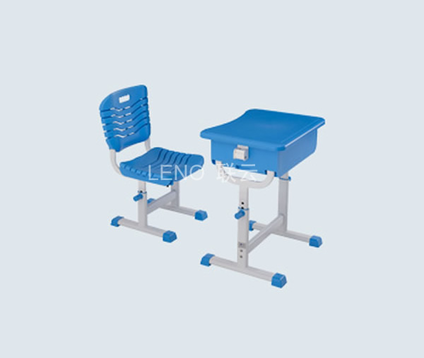 以學生為核心的教學 桌椅應該如何擺放